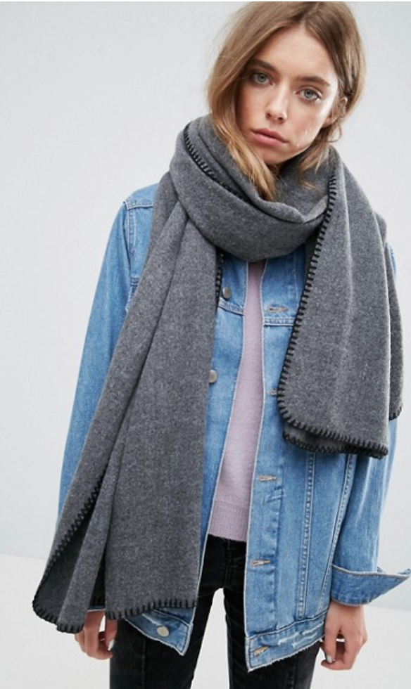 travel scarf: tips for a cozy flight